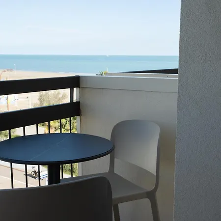 Seaview Hotel