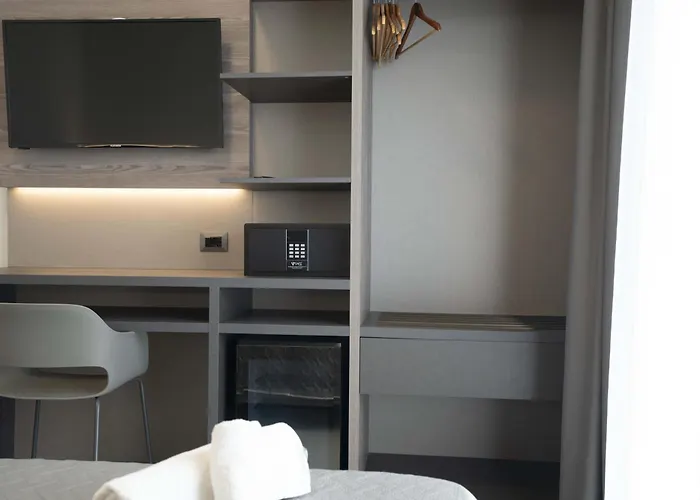 Отель Seaview 3*