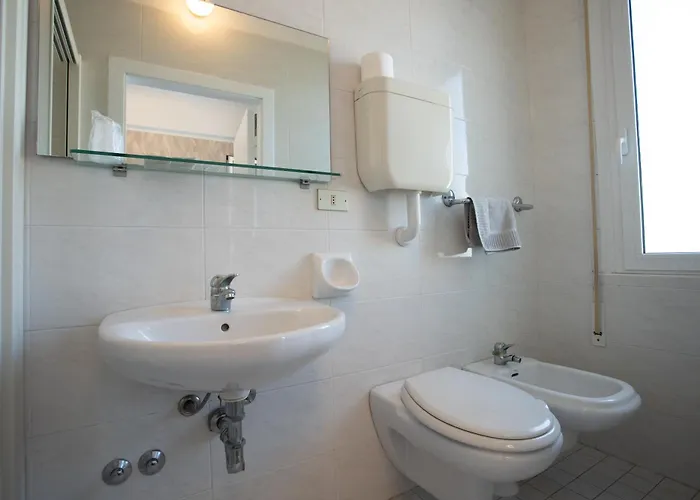 Seaview 3* Римини